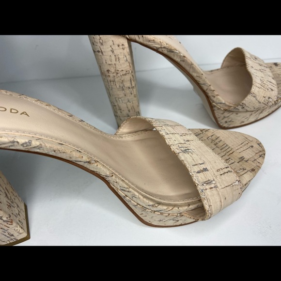Pelle Moda Platform Amari Cork 4" Heels Size 8M - Picture 10 of 13